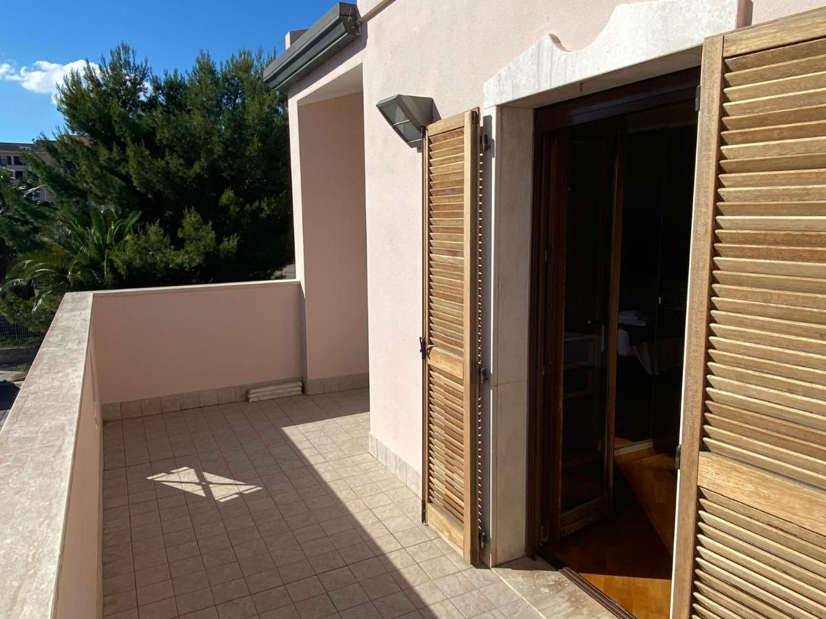 Flamingo Poetto Hotel Quartu SantʼElena Exterior foto